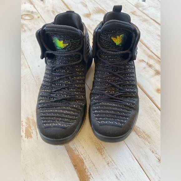 NIKE Air Jordans “Black Cat” 32 XXXII Black Basketball sneakers Youth sz 6 EUC - Picture 11 of 15